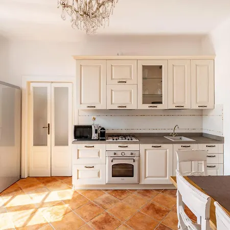 Apartment Giardino Delle Palme